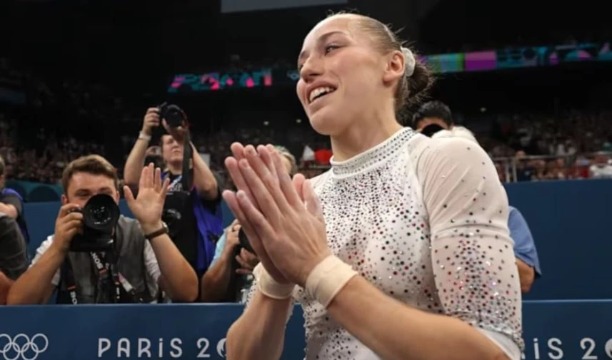 Gimnasta Nemour regala oro histórico para Argelia en Paris 2024.