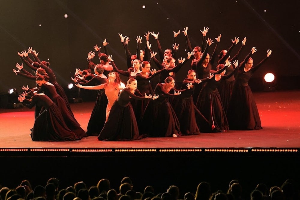 Baile de Mayyas cautiva en Beirut, Líbano. Foto: AFP. 