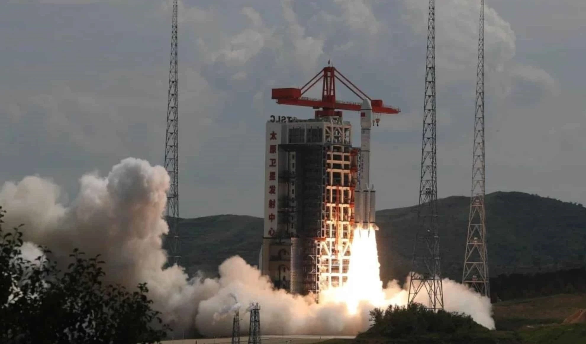 China lanza lote de satélites Qianfan para internet global. Foto: Corporación de Ciencia y Tecnología Aeroespacial
