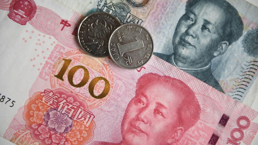 El yuan chino  lidera el proceso de la desdolarización global