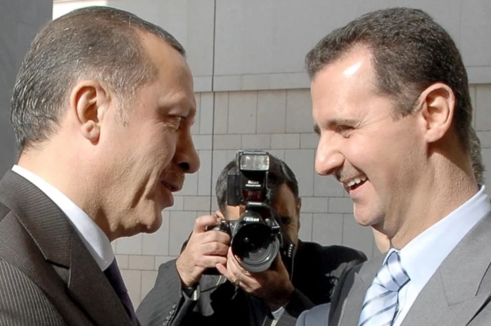 El presidente de Siria, Bashar al-Assad, recibió al primer ministro turco, Recep Tayyip Erdogan, en Damasco el 6 de diciembre de 2006. Foto: AFP 