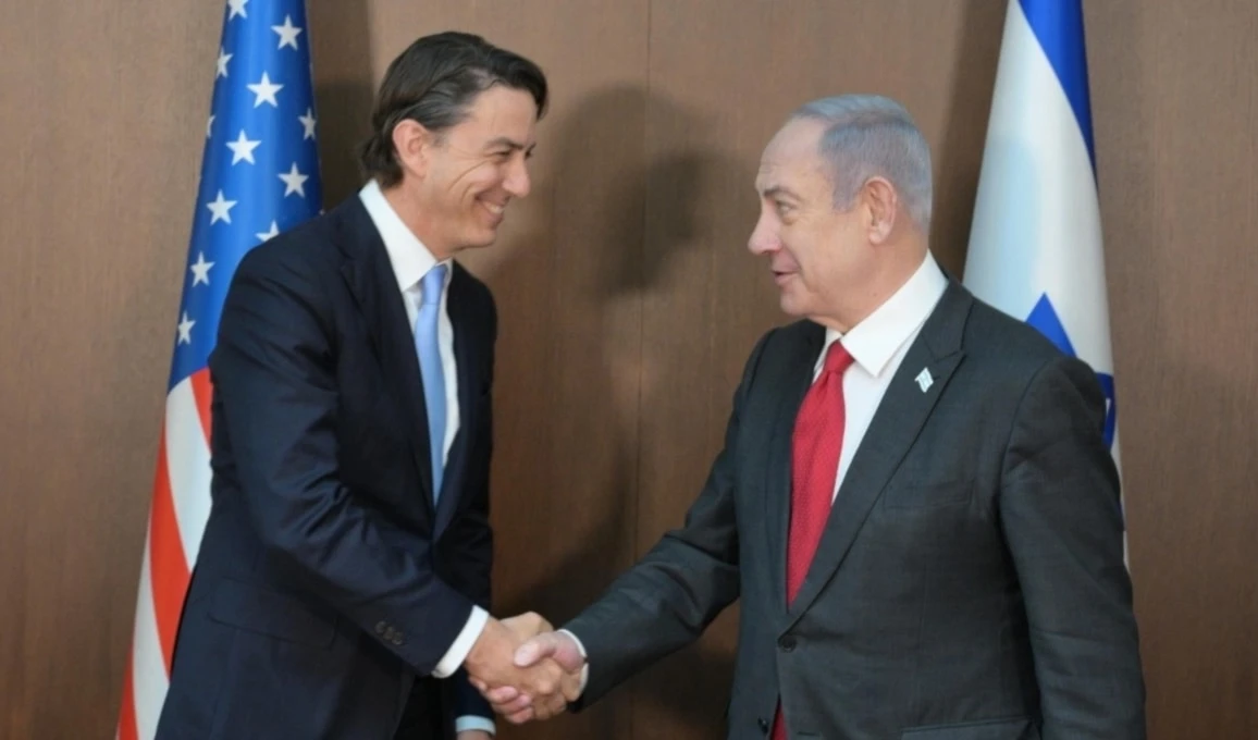 Encuentro entre el primer ministro israelí, Benjamón Netanyahu, y el enviado especial estadounidense, Amos Hochstein.