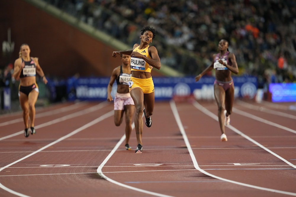 Dominicanos celebran tercer Diamante de velocista Marileidy Paulino.