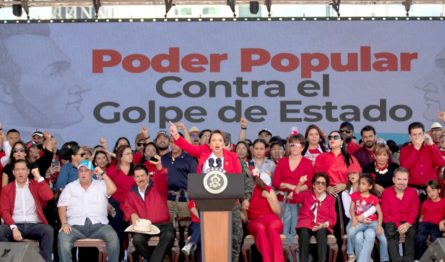 Honduras enfrenta con dignidad intento de golpe de estado Honduras enfrenta con dignidad intento de golpe de estado