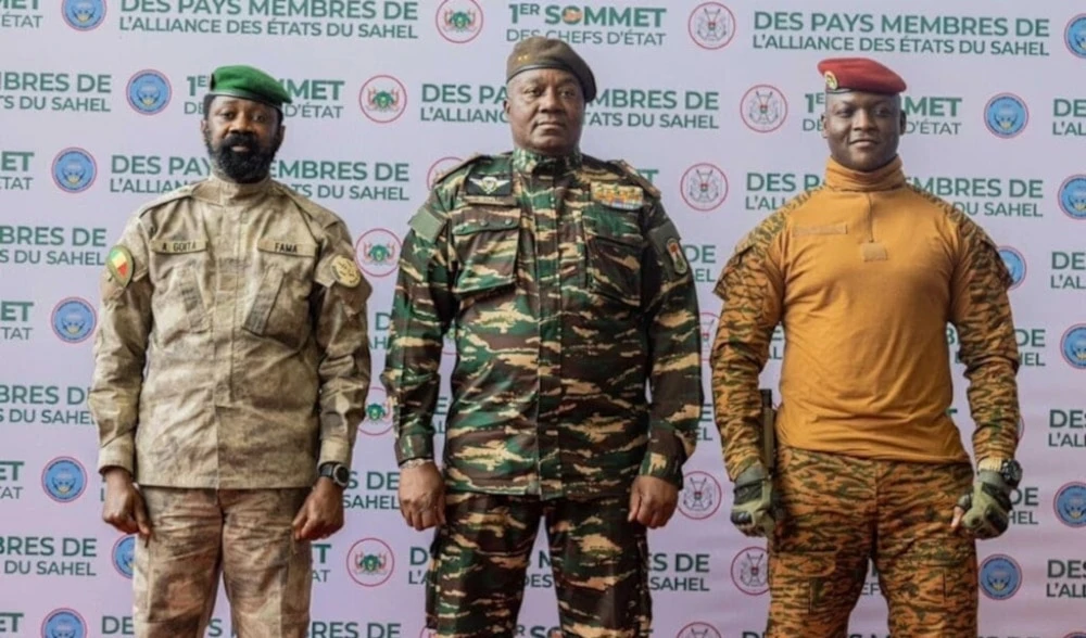 Mali, Burkina Faso y Níger lanzan pasaportes biométricos en su alianza