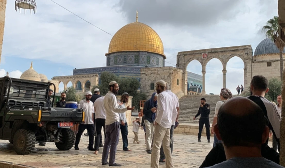 Más de 46 mil 93 colonos asaltaron Al-Aqsa entre el 7 de octubre de 2023 y el 8 de septiembre de este año. Más de 46 mil 93 colonos asaltaron Al-Aqsa entre el 7 de octubre de 2023 y el 8 de septiembre de este año.