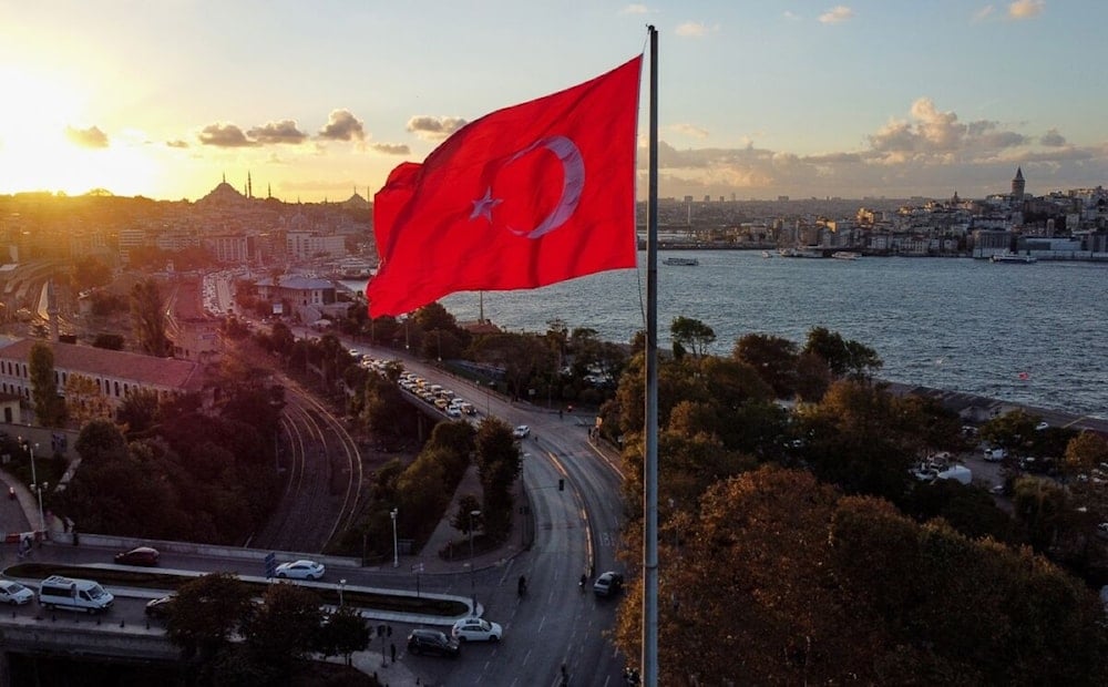 El estrecho del Bósforo en Estambul. Foto: Bloomberg.