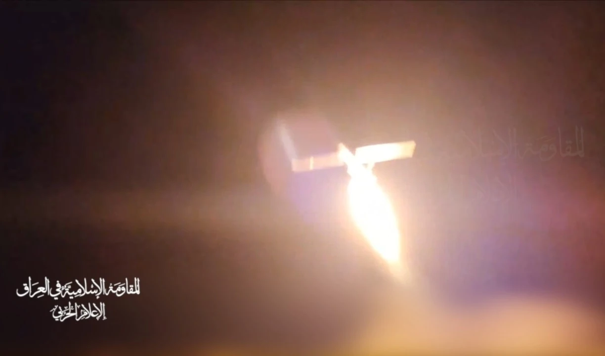 Escenas documentan el lanzamiento por la Resistencia de Irak de drones hacia Eilat (medios militares)