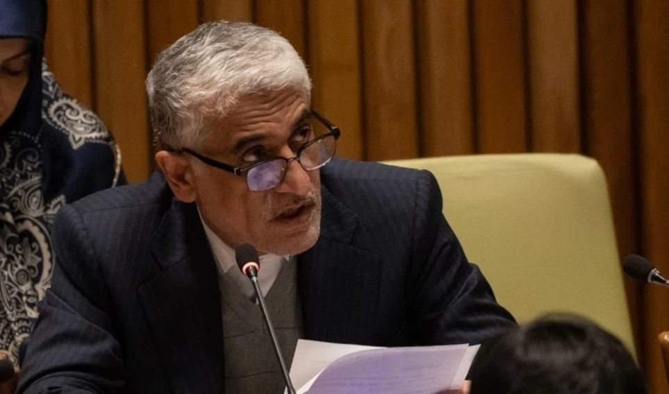 Irán desmiente acusaciones sobre suministro de armas a Rusia.