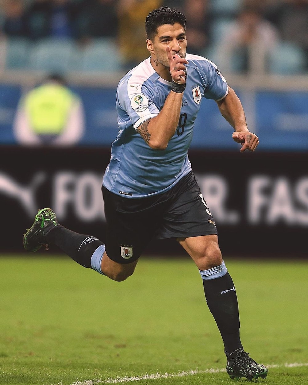 Gracias Lucho, la despedida de un crack del fútbol de América.