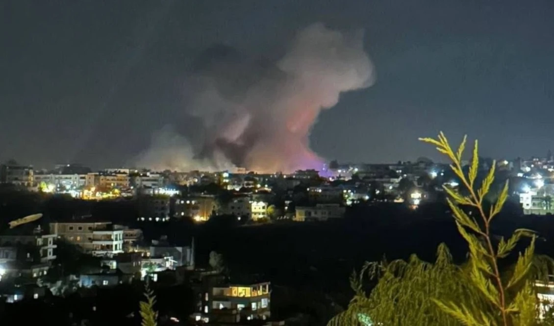 La agresión israelí contra Siria apuntó a los alrededores del municipio de Mesyaf, en la provincia occidental central de Hama.