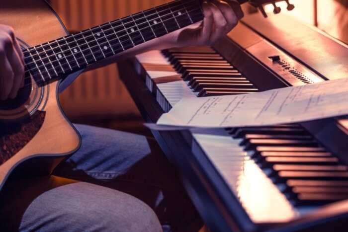 ¿Puede la música cambiar las emociones? Foto: Freepik.
