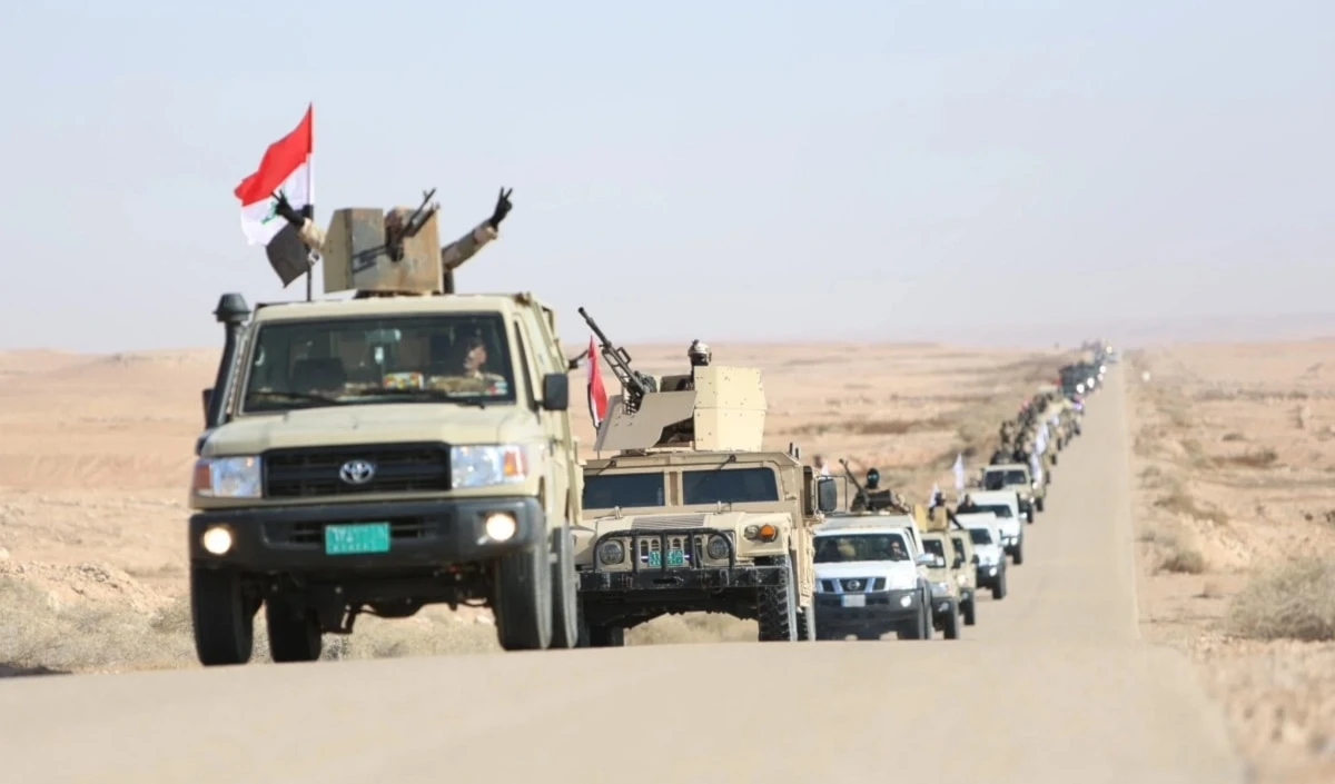 ´Fuerzas de Movilización Popular  de Irak refuerzan la seguridad de la frontera con Siria.