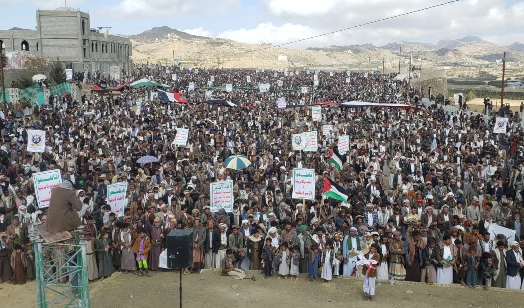 Marcha yemenita en la gobernación de Saada. Marcha yemenita en la gobernación de Saada.