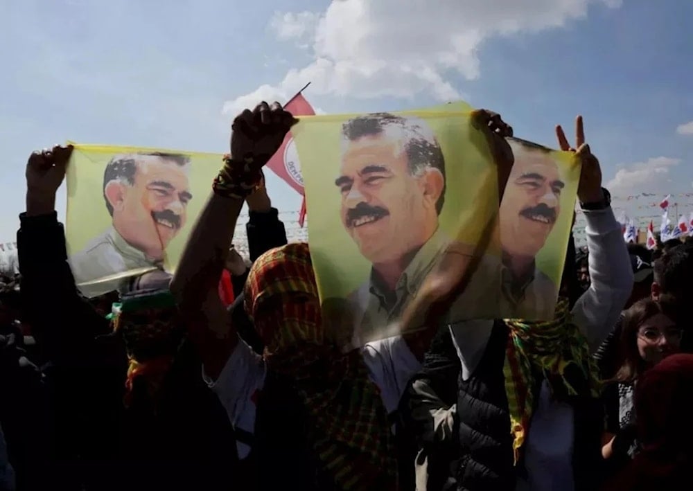 Abdullah Öcalan, líder encarcelado del Partido de los Trabajadores del Kurdistán (PKK), cumple una sanción de cadena perpetua en la prisión de la isla Imrali.