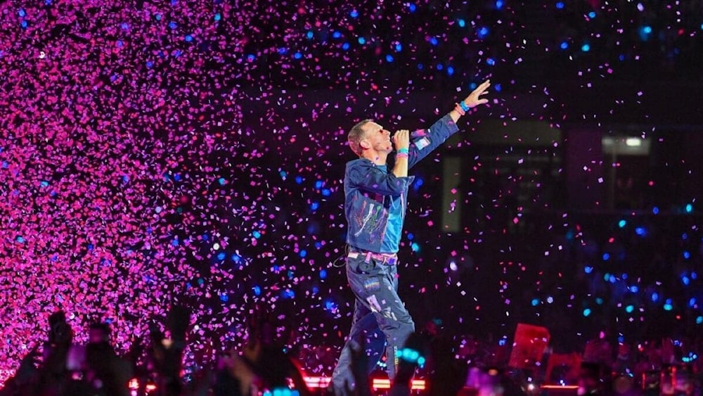 Chris Martin dedica 