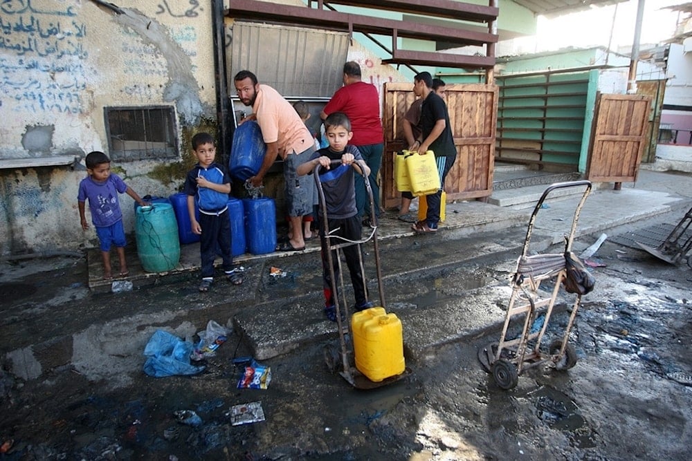 Alarmantes niveles de contaminacióLas fuerzas israelíes atacaron deliberadamente numerosas instalaciones clave de agua, saneamiento e higiene en Gaza, dañándolas o destruyéndolas.n del agua potable en Gaza