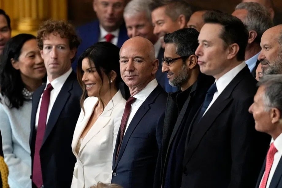 Los magnates tecnológicos en la ceremonia de investidura. Foto: AFP