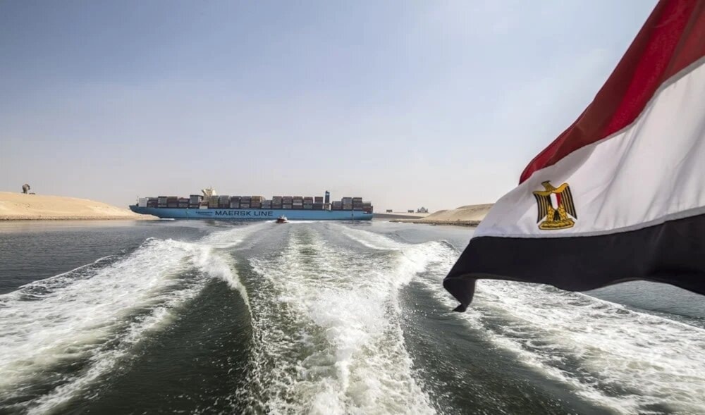 Egipto descarta un cambio inmediato en los ingresos del canal de Suez