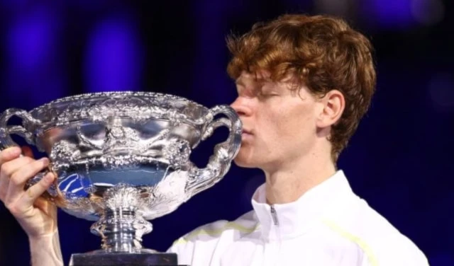 Italiano Sinner amplía ventaja en cima de ranking de tenis.