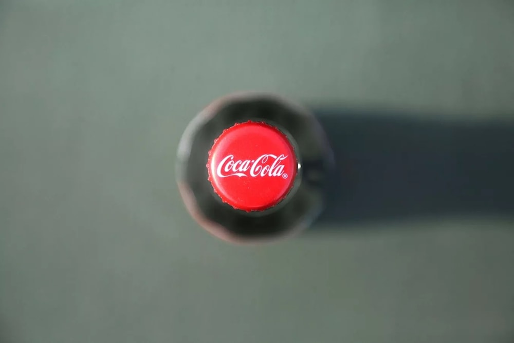 Coca-Cola anuncia retiro masivo de productos en Europa. Foto: Unsplash. 