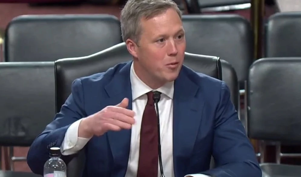 Candidato a Secretario del Ejército de EE.UU. da alarma sobre defensa