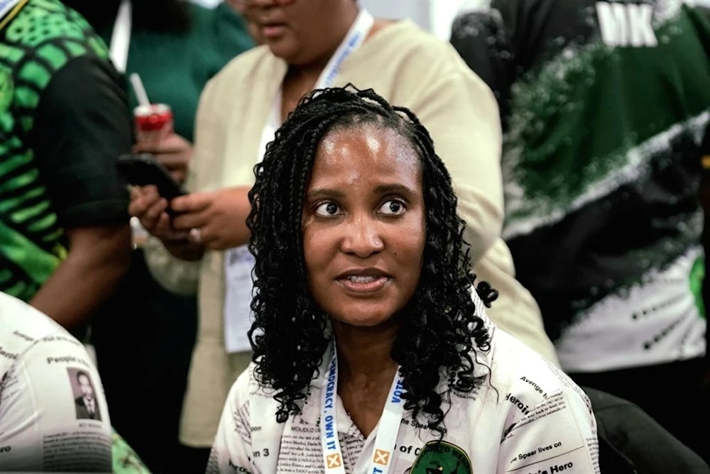 Arrestan a hija de ex presidente de Sudáfrica, Jacob Zuma