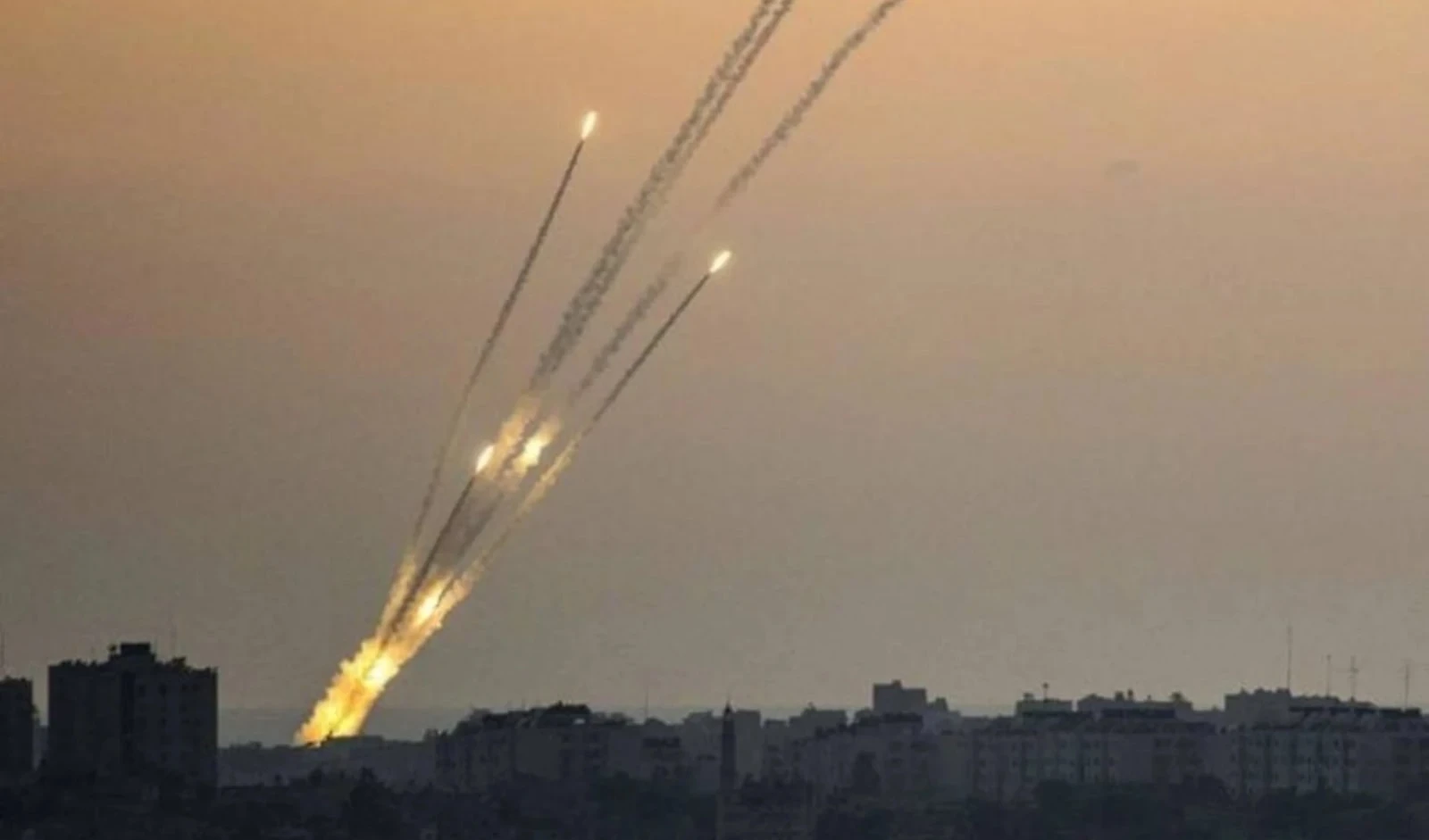 “Israel” informa sobre lanzamiento de misiles por Hamas desde Gaza “Israel” informa sobre lanzamiento de misiles por Hamas desde Gaza