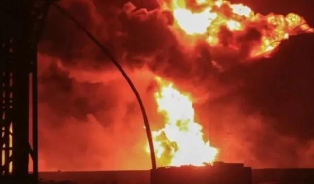 Aviación estadounidense-británica bombardea varias provincias de Yemen. Aviación estadounidense-británica bombardea varias provincias de Yemen.