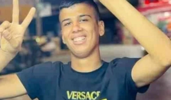 Fuerzas israelíes dejan un mártir y un niño herido en Yenín Fuerzas israelíes dejan un mártir y un niño herido en Yenín