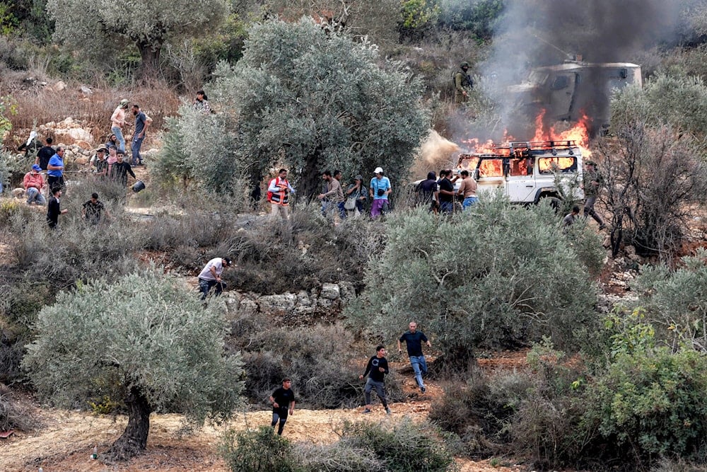 Colonos israelíes atacan a agricultores en Cisjordania