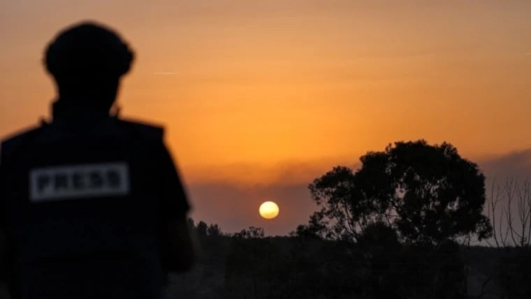 Un estudio reveló un clima laboral marcado por la autocensura, la discriminación profesional y el aumento del acoso digital durante la guerra en Gaza.