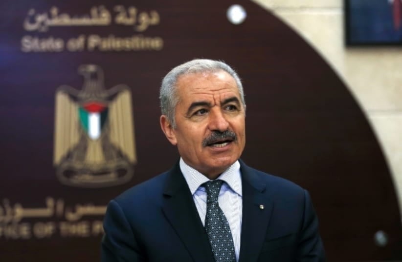  Shtayyeh a Al-Mayadeen: Ofrecimos a Hamas entregar sus armas en el marco de la Autoridad Palestina. (Foto: Archivo)