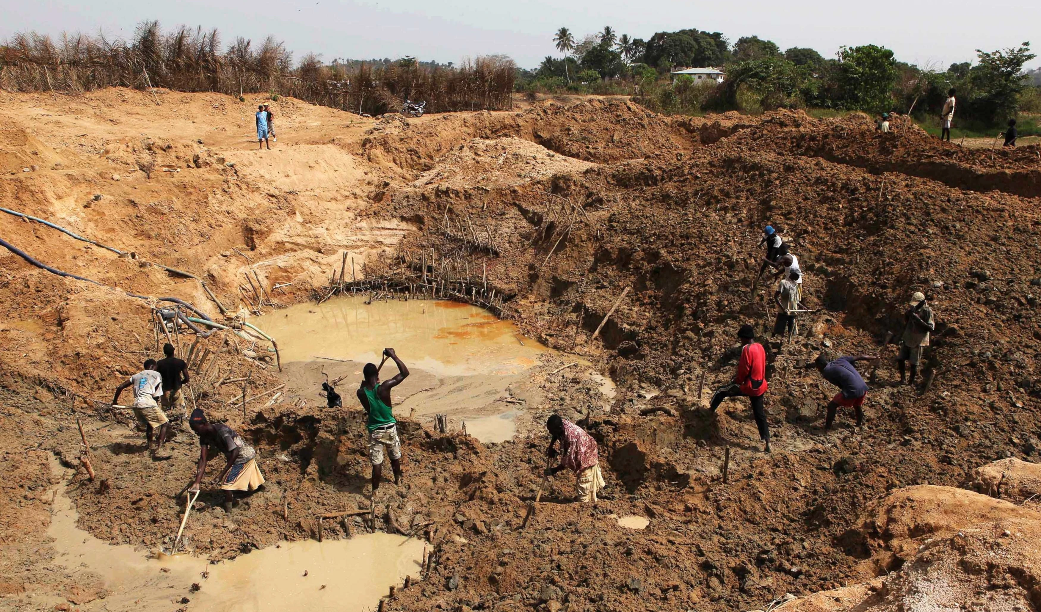 Exploración y extracción de diamantes y minerales en el Congo. Exploración y extracción de diamantes y minerales en el Congo.