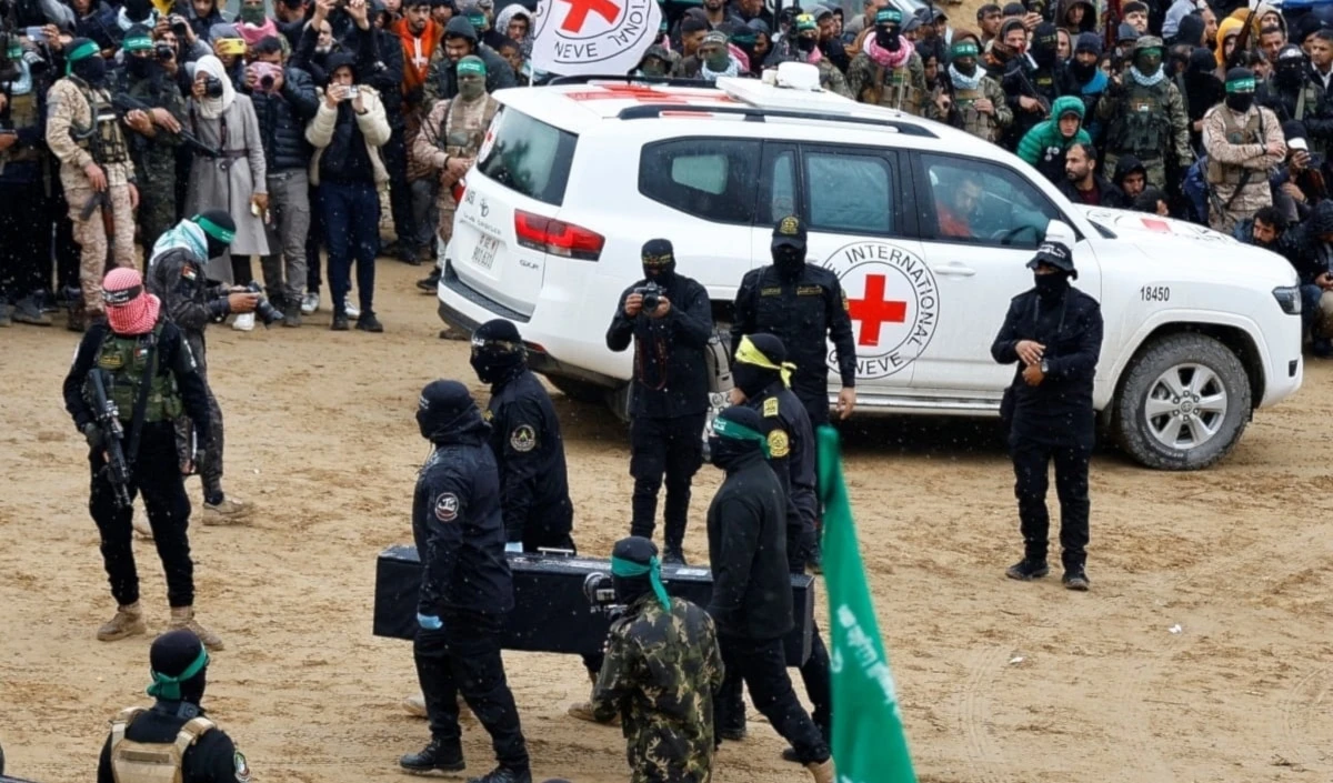Brigadas Al-Qassam: Hallamos el cuerpo de un prisionero israelí (Foto: Archivo) Brigadas Al-Qassam: Hallamos el cuerpo de un prisionero israelí (Foto: Archivo)
