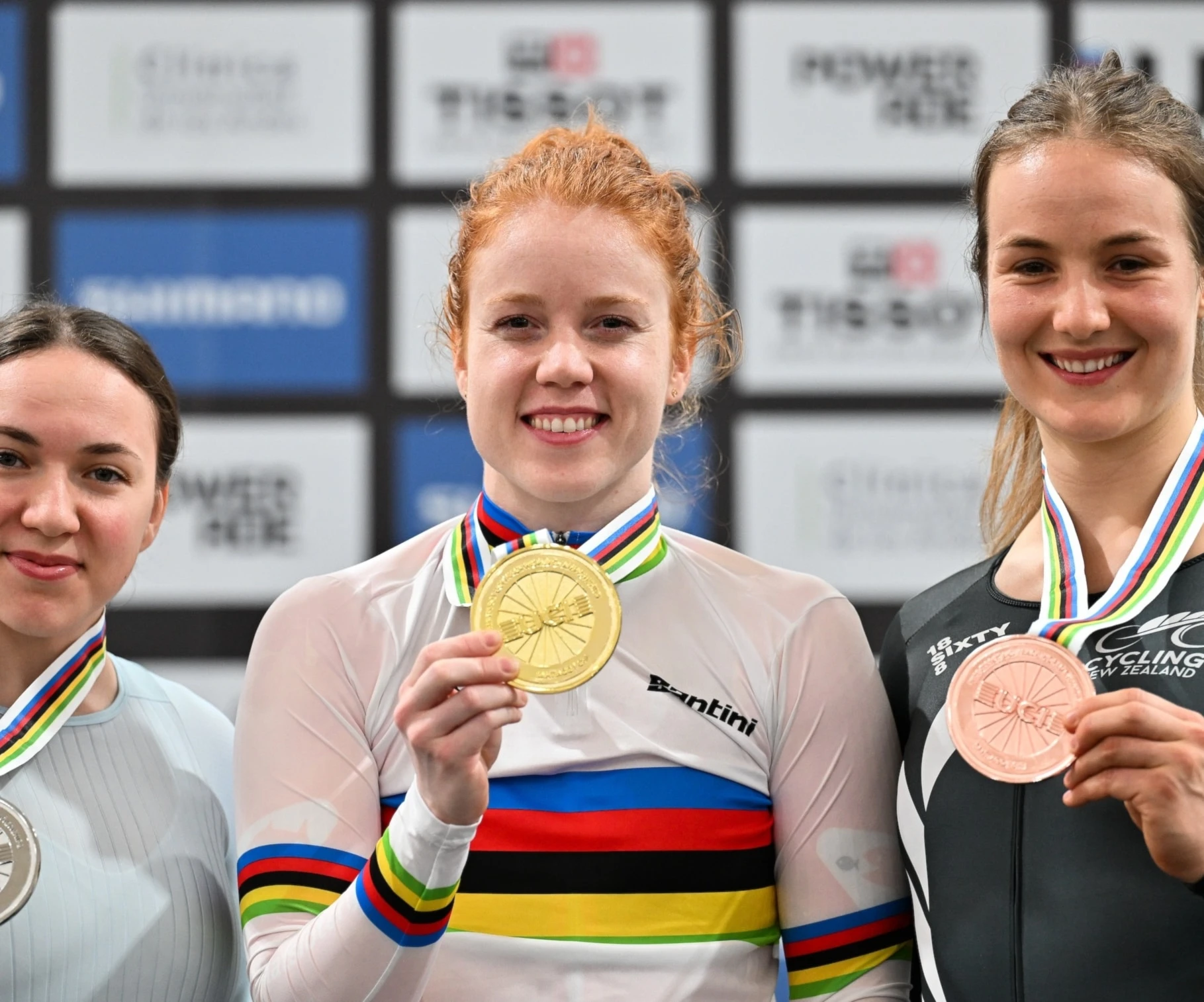 Van de Wouw triunfa con récord en mundial de ciclismo de pista.