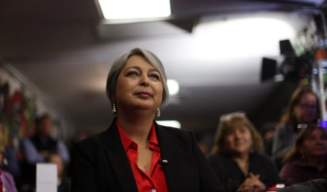 Janet Jara, candidata de la coalición gobernante de izquierda en Chile