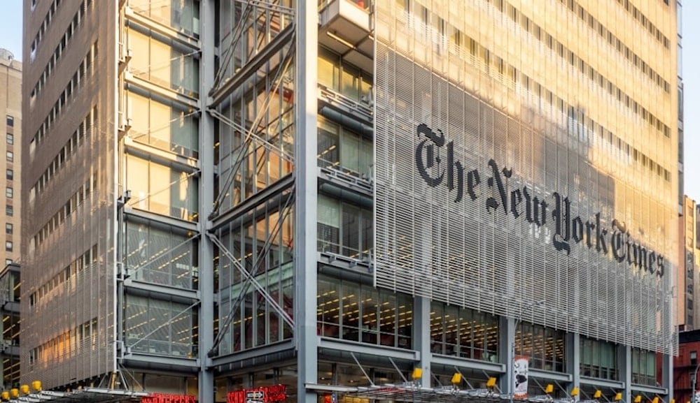 Más de 300 autores boicotean al New York Times por su complicidad con “Israel” en el genocidio en Gaza y denuncian censura y manipulación informativa.
