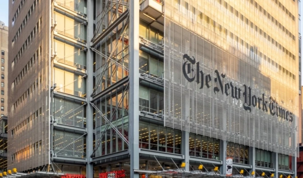 Más de 300 autores boicotean al New York Times por su complicidad con “Israel” en el genocidio en Gaza y denuncian censura y manipulación informativa.