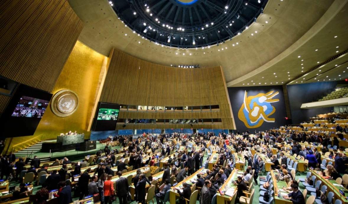 La Asamblea General de la ONU debate el fin del bloqueo de Estados Unidos contra Cuba, vigente hace más de seis décadas, con apoyo global abrumador. La Asamblea General de la ONU debate el fin del bloqueo de Estados Unidos contra Cuba, vigente hace más de seis décadas, con apoyo global abrumador.