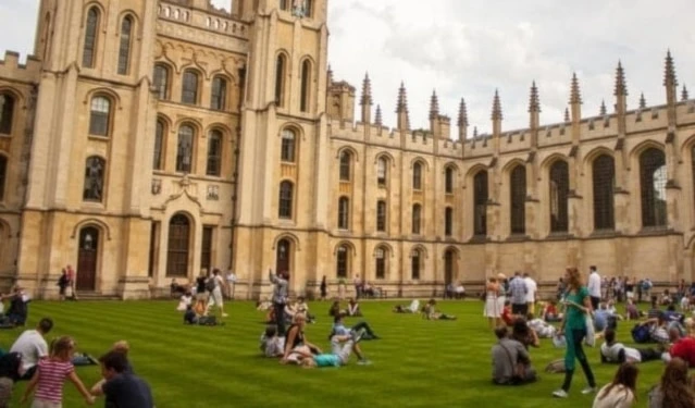 La decisión del Reino Unido ocurre en medio de la crisis humanitaria en Gaza.