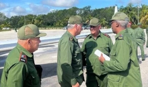 Presidente de Cuba evalúa daños tras impacto de huracán