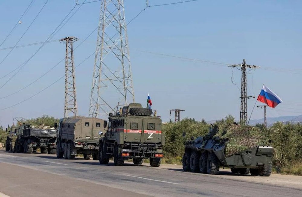 Analistas consideran que la presencia rusa se mantendrá, aunque en una escala menor, adaptada al nuevo equilibrio político y militar del país.