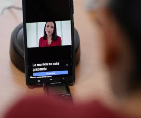 Machado: cómplice y defensora de la amenaza militar contra Venezuela