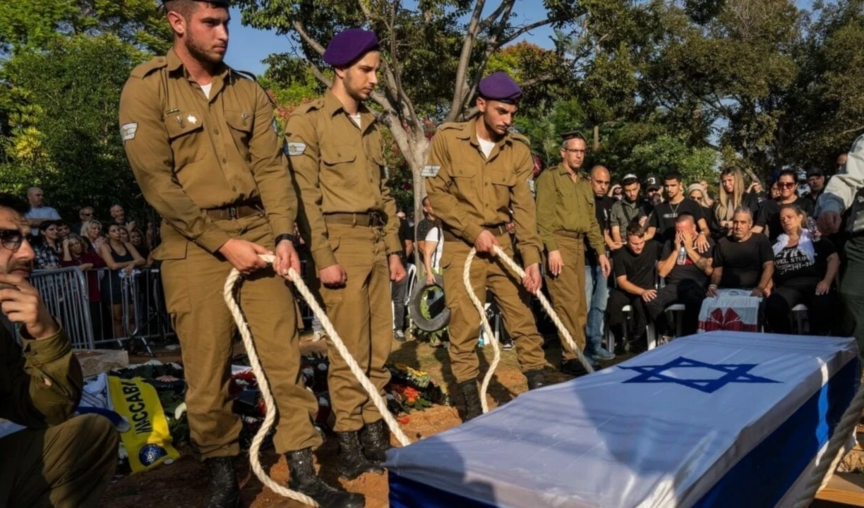 "Israel" sufrió más de 10 mil bajas en la guerra de Gaza. "Israel" sufrió más de 10 mil bajas en la guerra de Gaza.