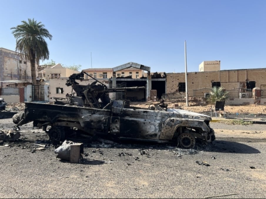 La guerra entre las FAR y el Ejército de Sudán ha devastado Darfur, donde se reportan masacres, desplazamientos forzados y violencia sexual sistemática.