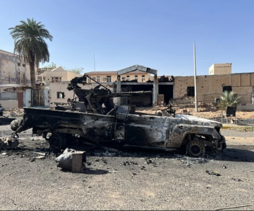 La guerra entre las FAR y el Ejército de Sudán ha devastado Darfur, donde se reportan masacres, desplazamientos forzados y violencia sexual sistemática.