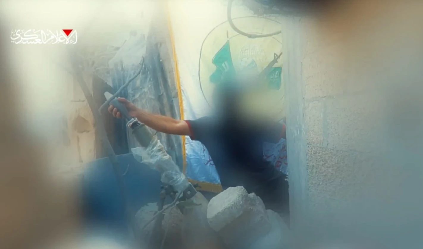 Resistencia palestina ataca un helicóptero israelí y una concentración de sus soldados en la ciudad de Gaza