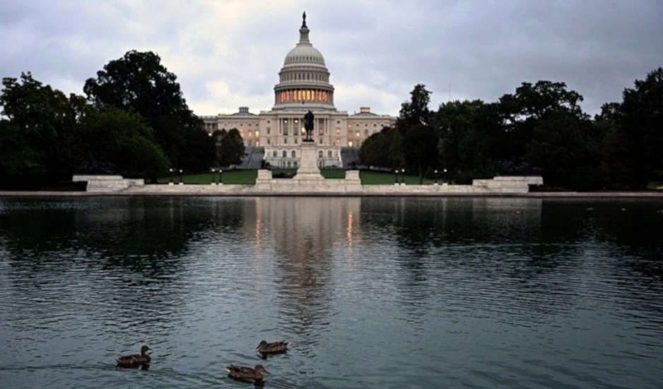 Senado de EE. UU. rechaza proyecto demócrata de financiación fiscal