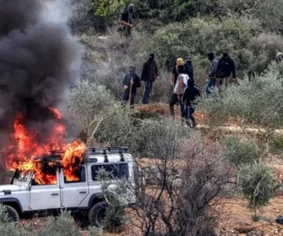 Brigadas Al-Quds detonan un artefacto explosivo contra un vehículo israelí en Nablus
